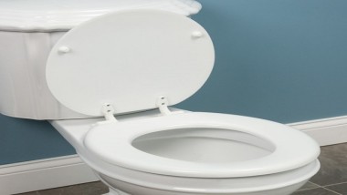 Tips on How to Maintain a Clean and Sparkling Toilet